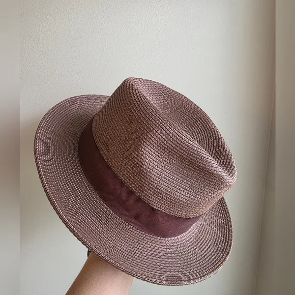 Montique H-42 Mens Straw Fedora Hat Brown
